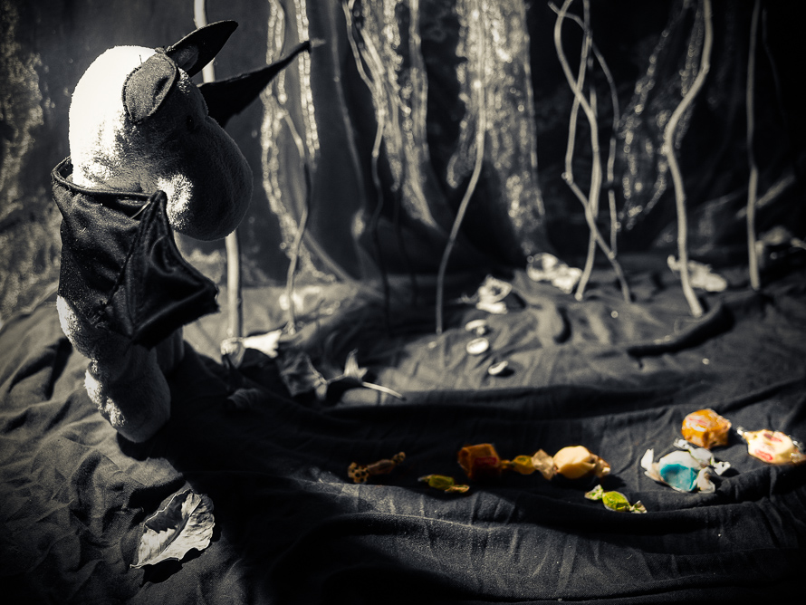 Tiny Hippo Stalks Candy